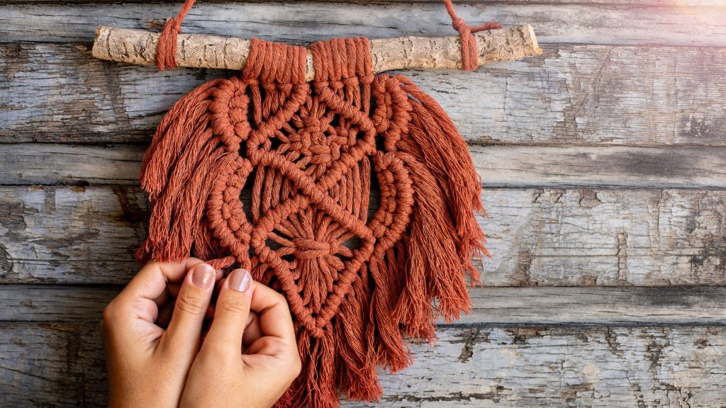 Create Intricate Macrame Patterns For Advanced Projects